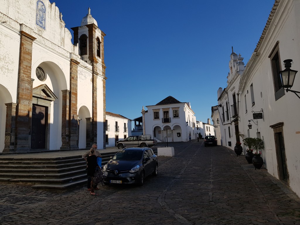 La imagen tiene un atributo ALT vacío; su nombre de archivo es monsaraz-maria-jose-154.jpg